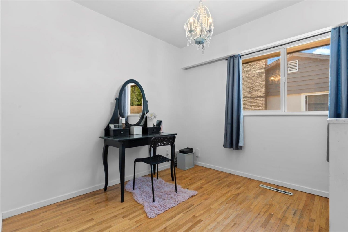 Bedroom 4 Photo of 46535 Clayton Avenue, Chilliwack, BC