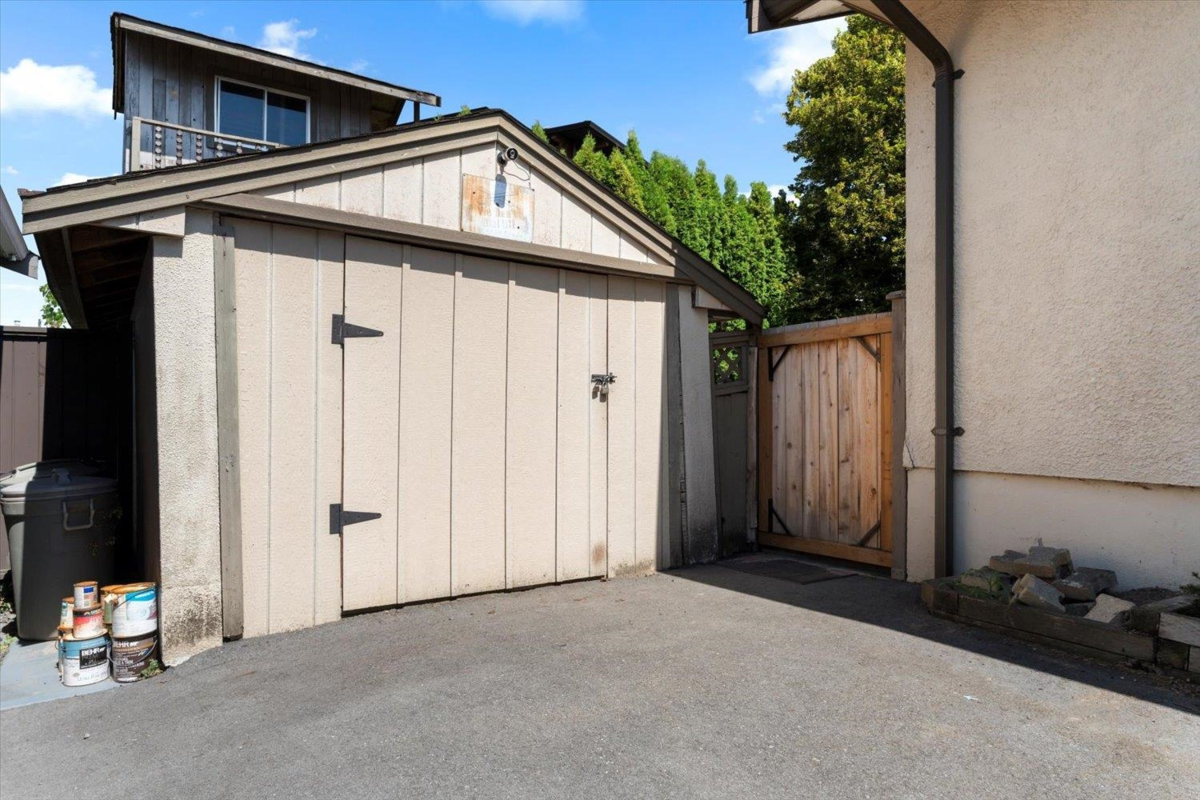Front Yard Photo of 46535 Clayton Avenue, Chilliwack, BC