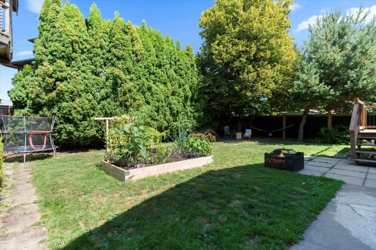 Outdoor Deck Photo of 46535 Clayton Avenue, Chilliwack, BC