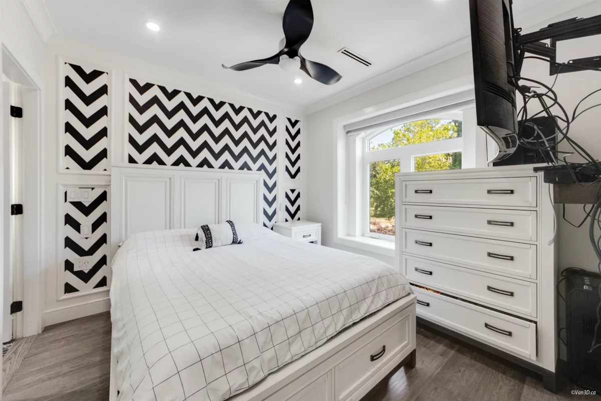 Basement Recreation Room Photo of 6913 Argyle Street, Vancouver, BC