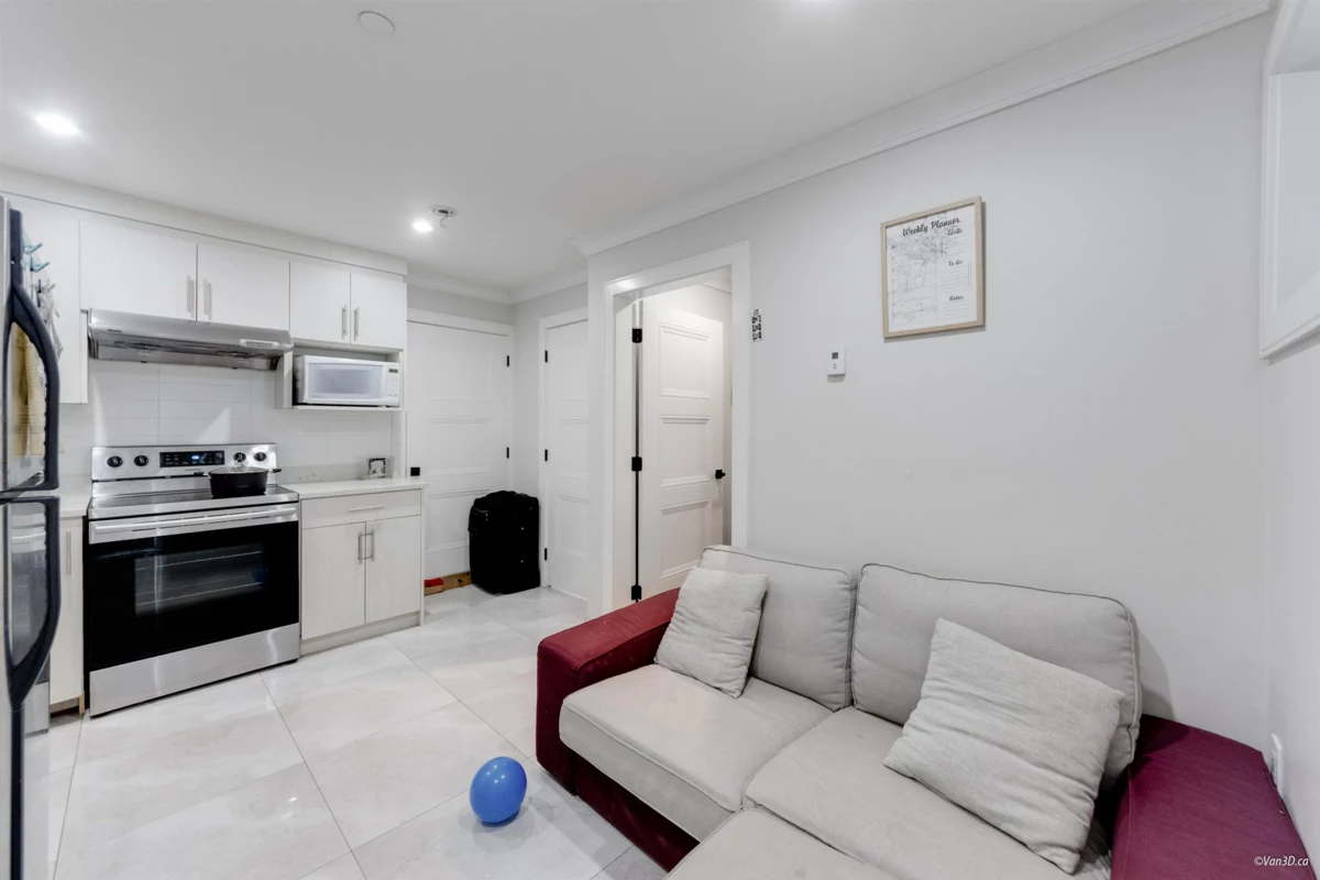 Community Amenities Photo (Clubhouse) of 6913 Argyle Street, Vancouver, BC