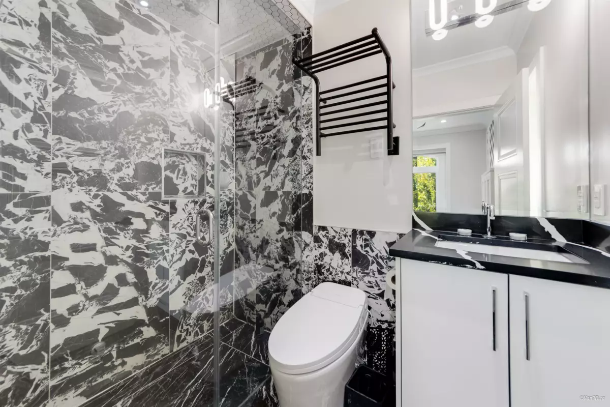 Mudroom Photo of 6913 Argyle Street, Vancouver, BC