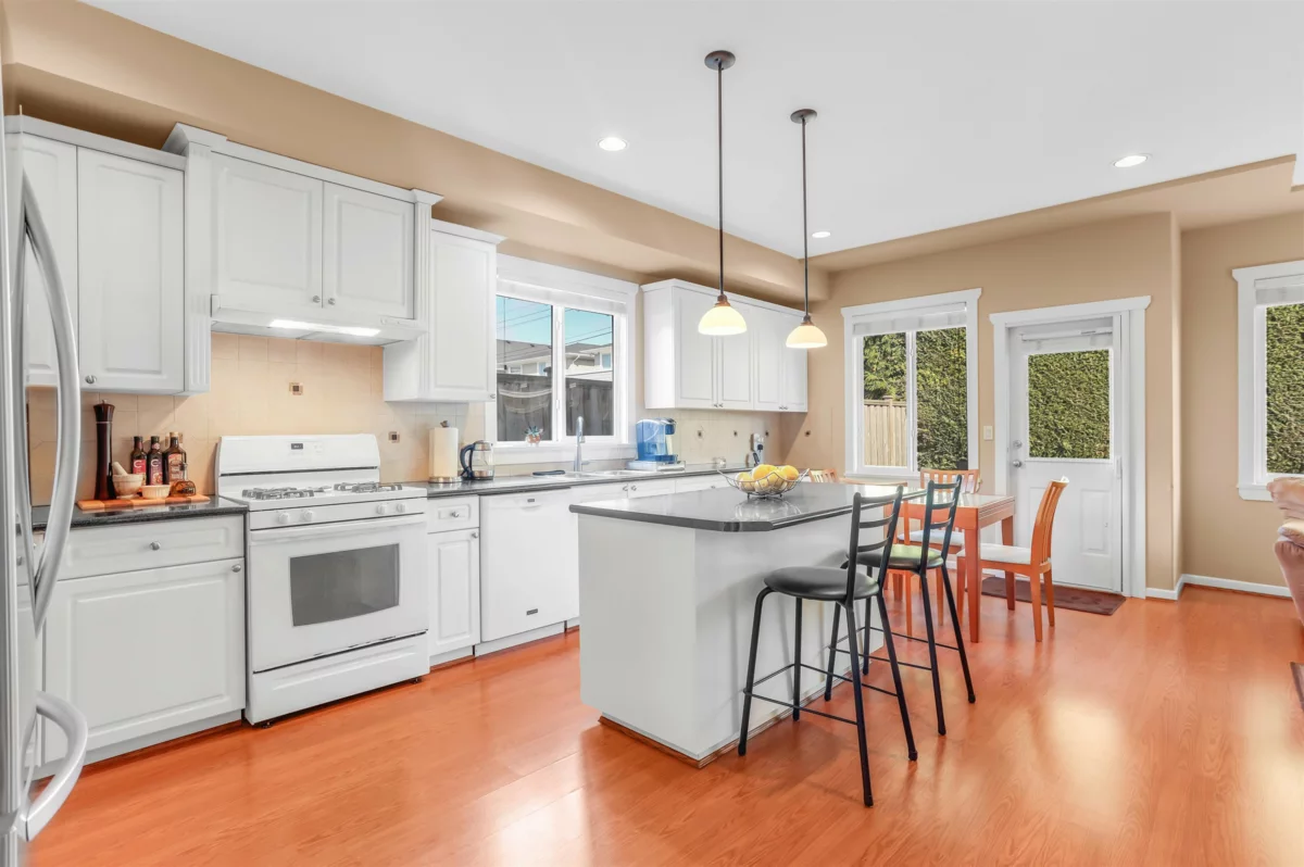 Breakfast Nook Photo of 4737 Dunfell Road, Richmond, BC