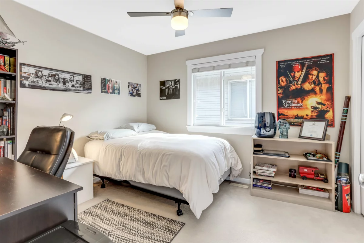 Entry Foyer Photo of 4737 Dunfell Road, Richmond, BC