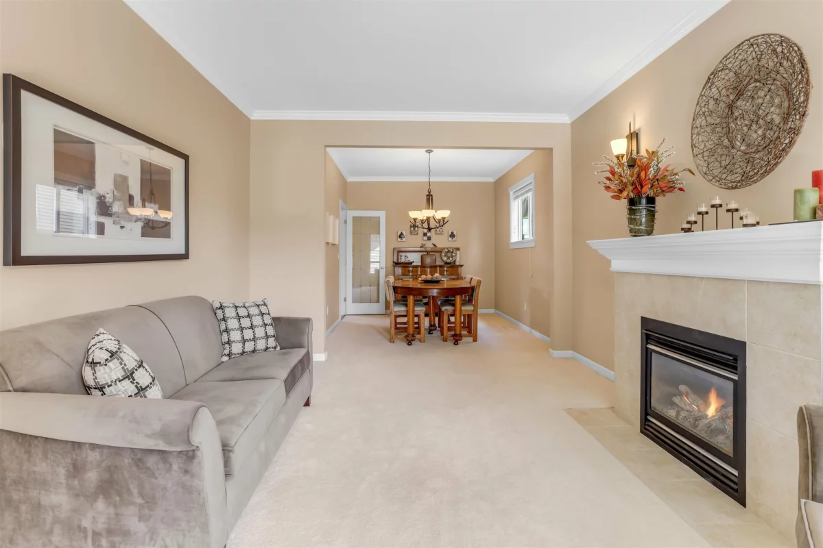 Kitchen Photo of 4737 Dunfell Road, Richmond, BC