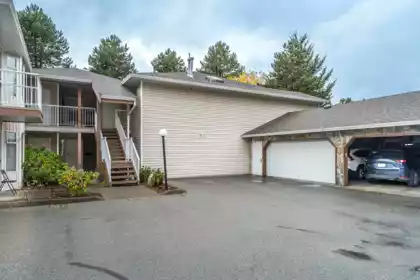 151 6875 121 Street, Surrey, BC, Surrey — Townhouse for sale