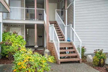 151 6875 121 Street, Surrey, BC, Surrey — Townhouse for sale