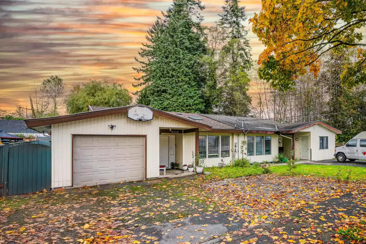 Backyard Photo of 4920 Claude Avenue, Burnaby, BC