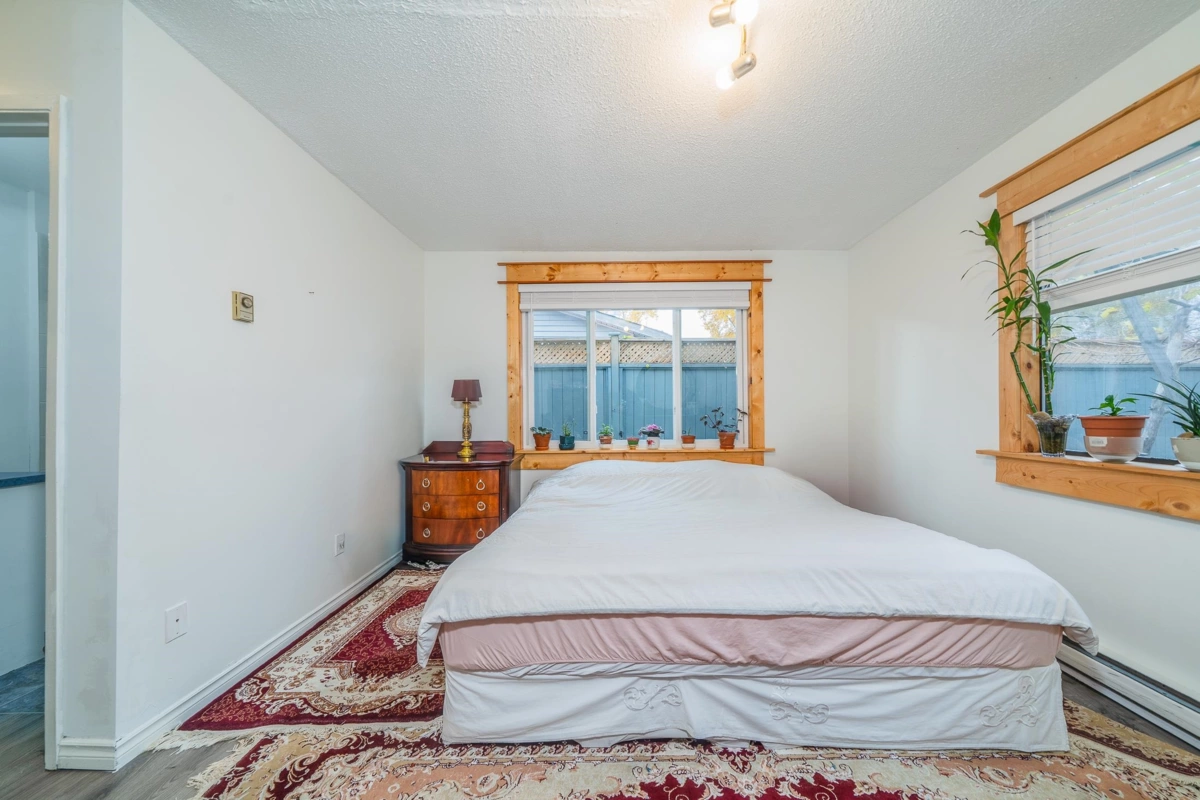 Mudroom Photo of 4920 Claude Avenue, Burnaby, BC