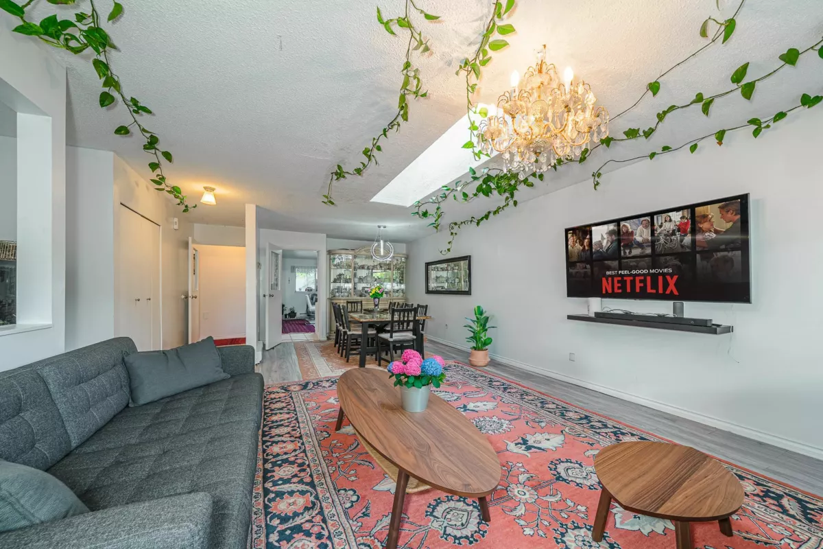 Primary Bathroom Photo of 4920 Claude Avenue, Burnaby, BC