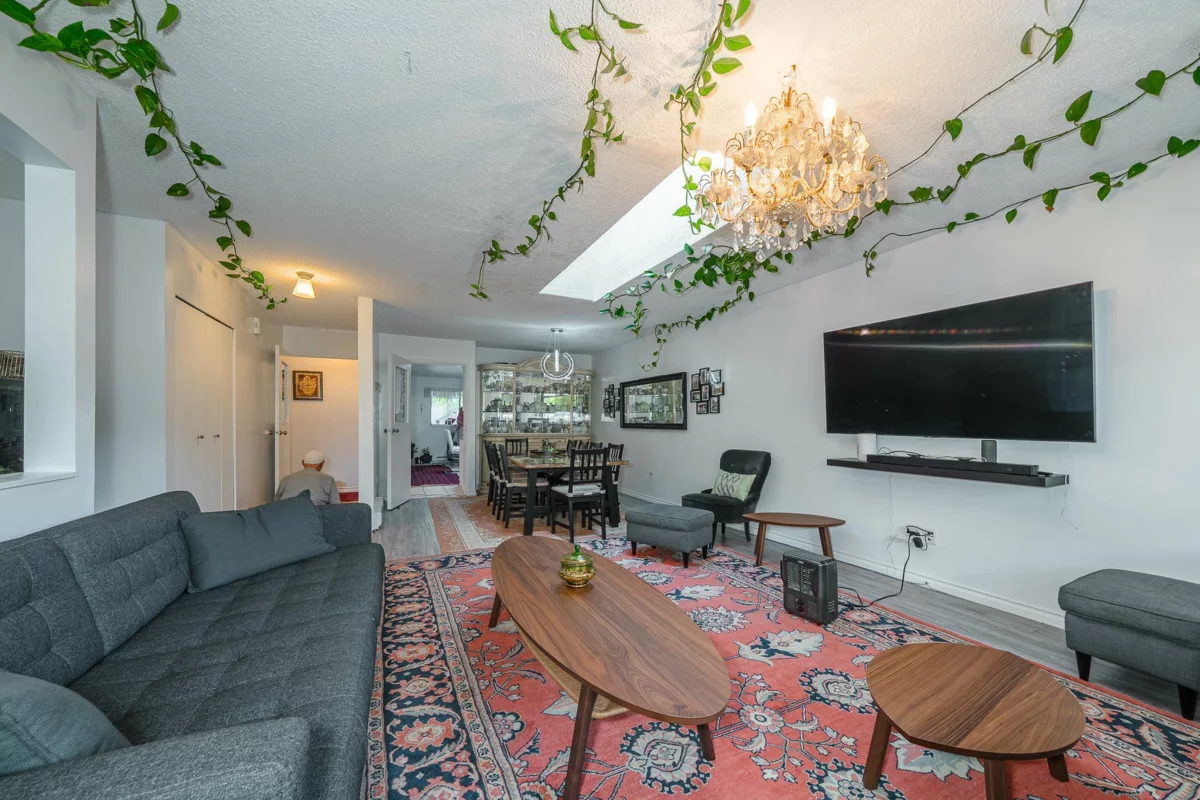 Primary Bedroom Photo of 4920 Claude Avenue, Burnaby, BC