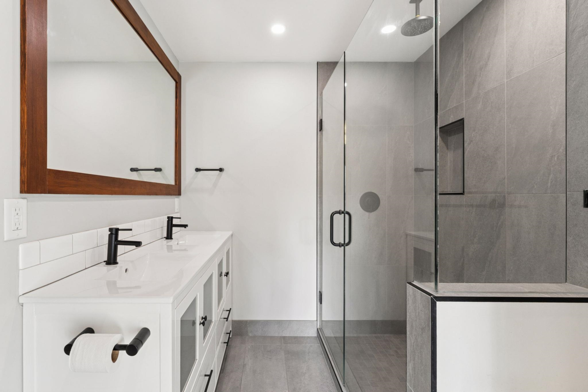 Bedroom 3 Photo of 103 2776 Pine Street, Vancouver, BC