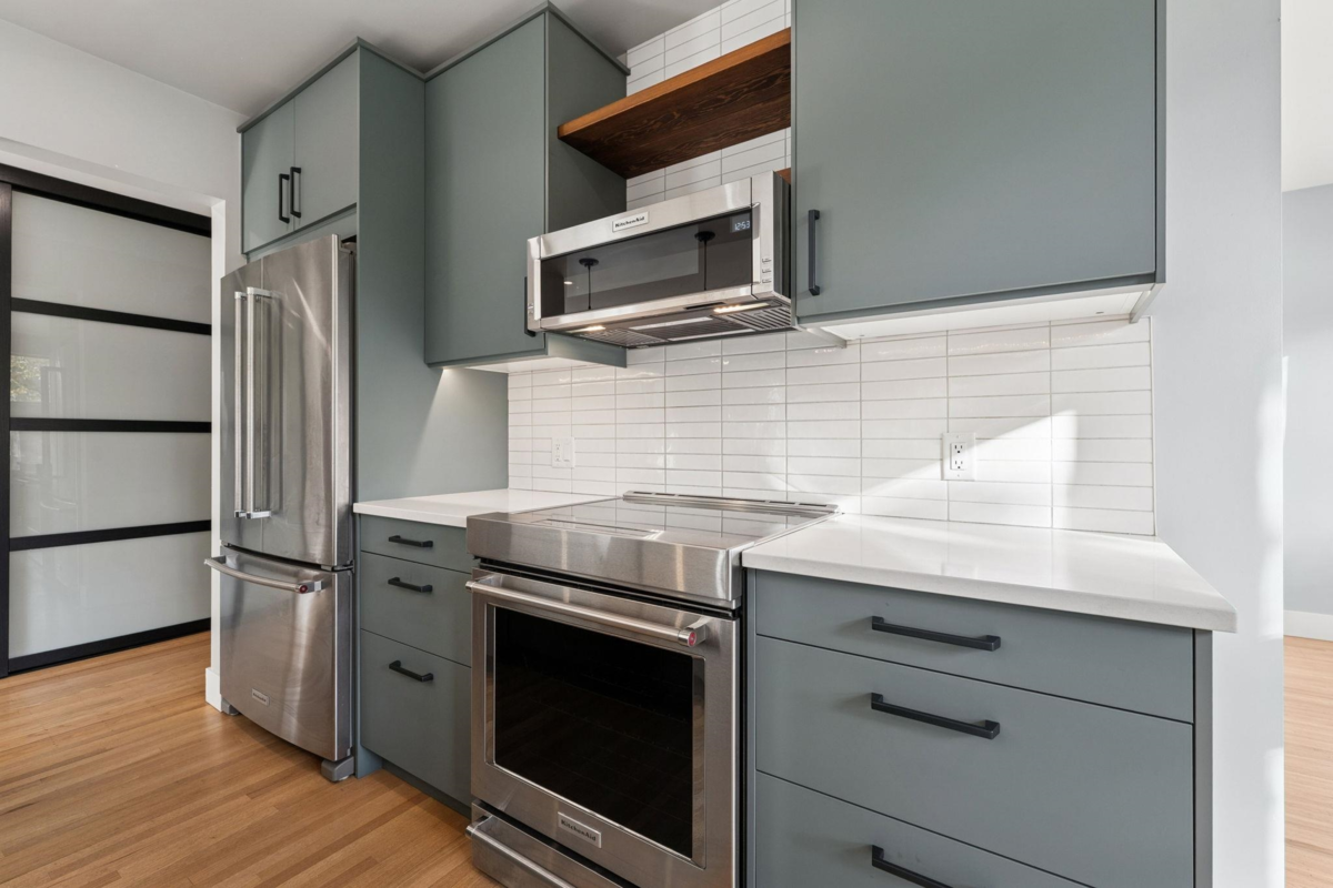 Dining Area Photo of 103 2776 Pine Street, Vancouver, BC