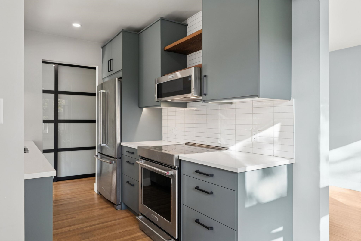 Kitchen Island Photo of 103 2776 Pine Street, Vancouver, BC
