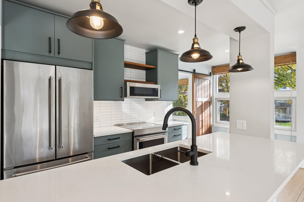 Walk-In Closet Photo of 103 2776 Pine Street, Vancouver, BC