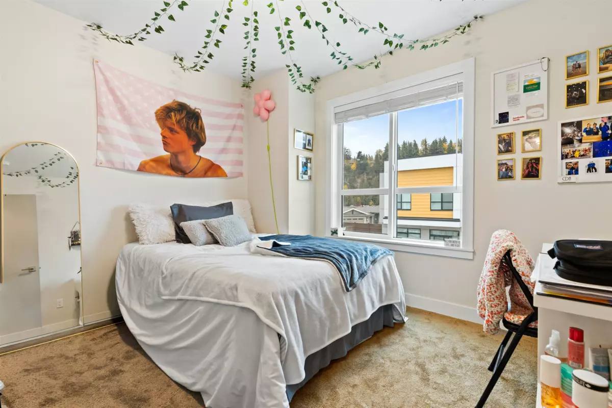 Entry Foyer Photo of 211 46150 Thomas Road, Chilliwack, BC