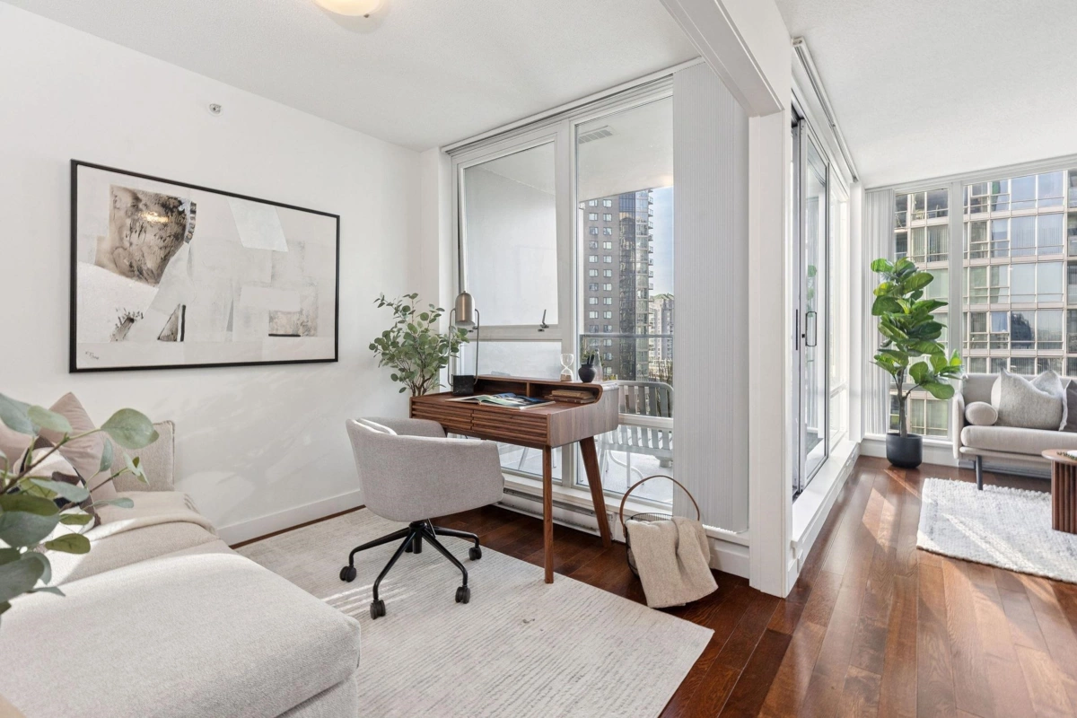 Bedroom 4 Photo of 1705 1438 Richards Street, Vancouver, BC