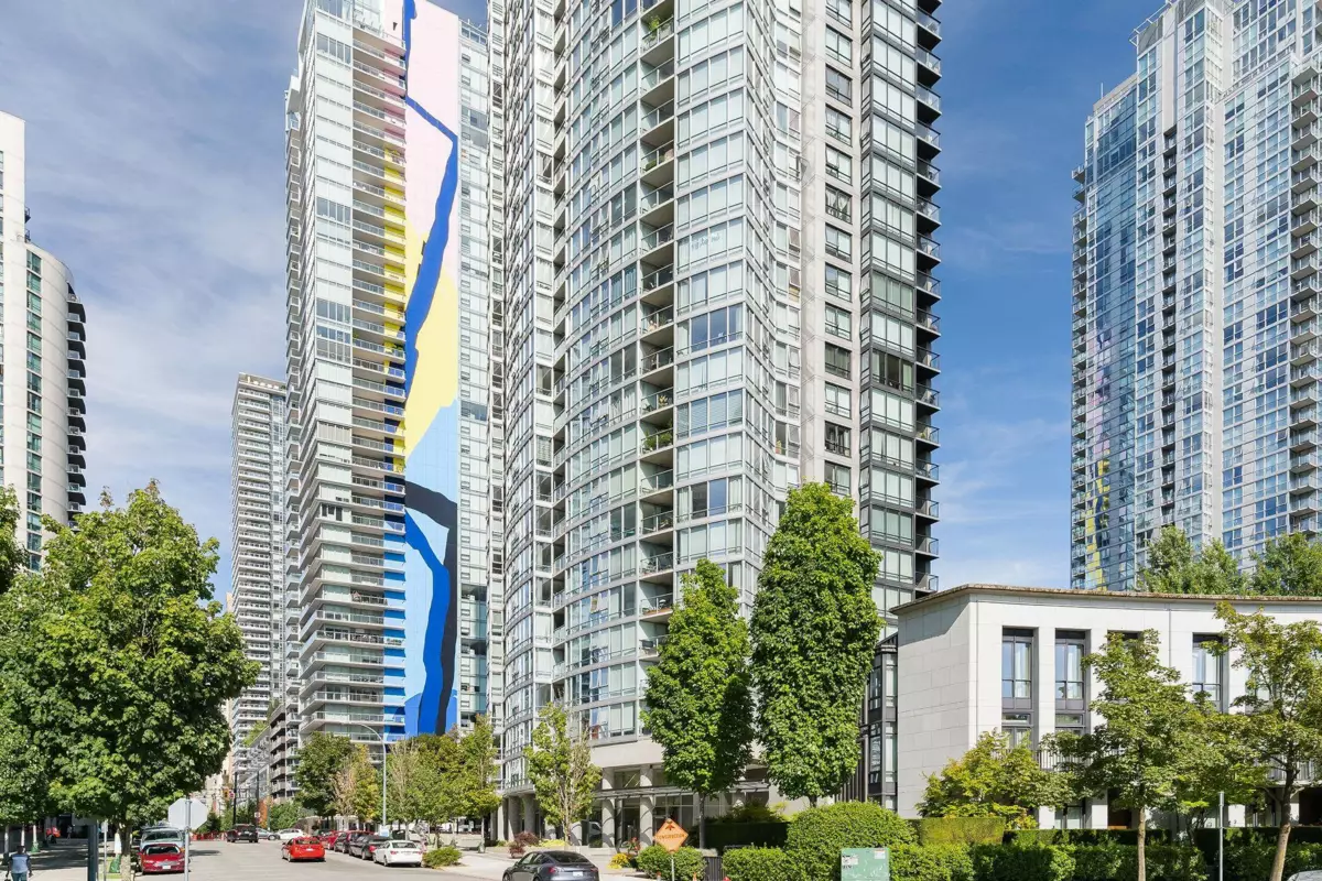 Outdoor Deck Photo of 1705 1438 Richards Street, Vancouver, BC