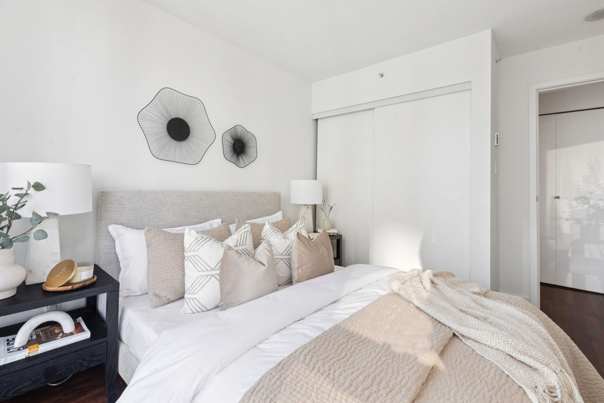 Primary Bathroom Photo of 1705 1438 Richards Street, Vancouver, BC