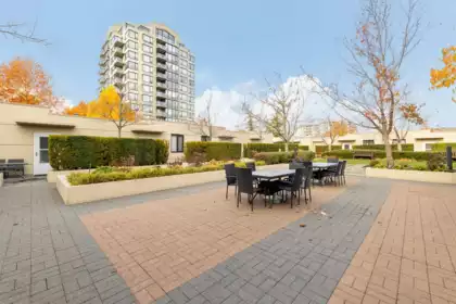 Front Yard Photo of 705 9133 Hemlock Drive, Richmond, BC