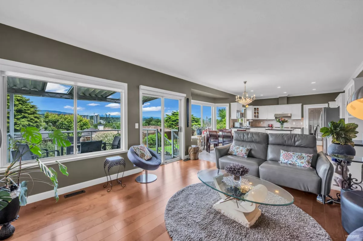 Family Room Photo of 7548 Sequoia Road, Burnaby, BC