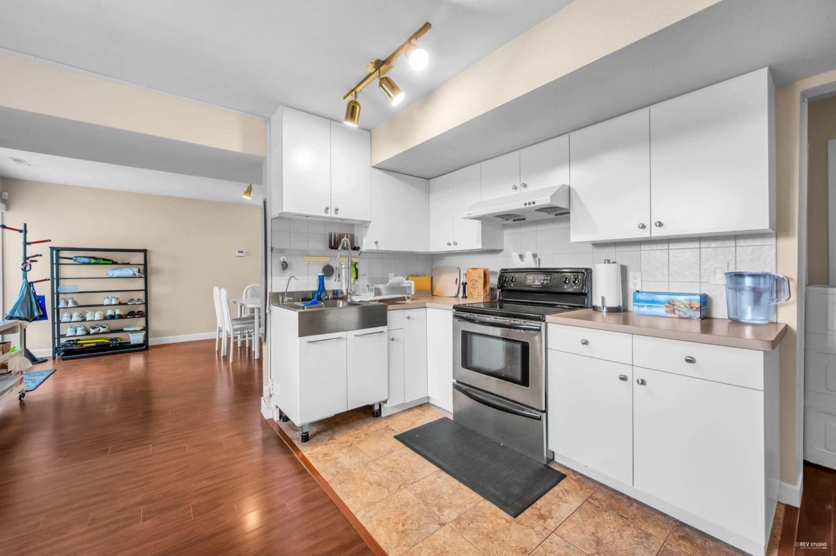 Garage Interior Photo of 7548 Sequoia Road, Burnaby, BC