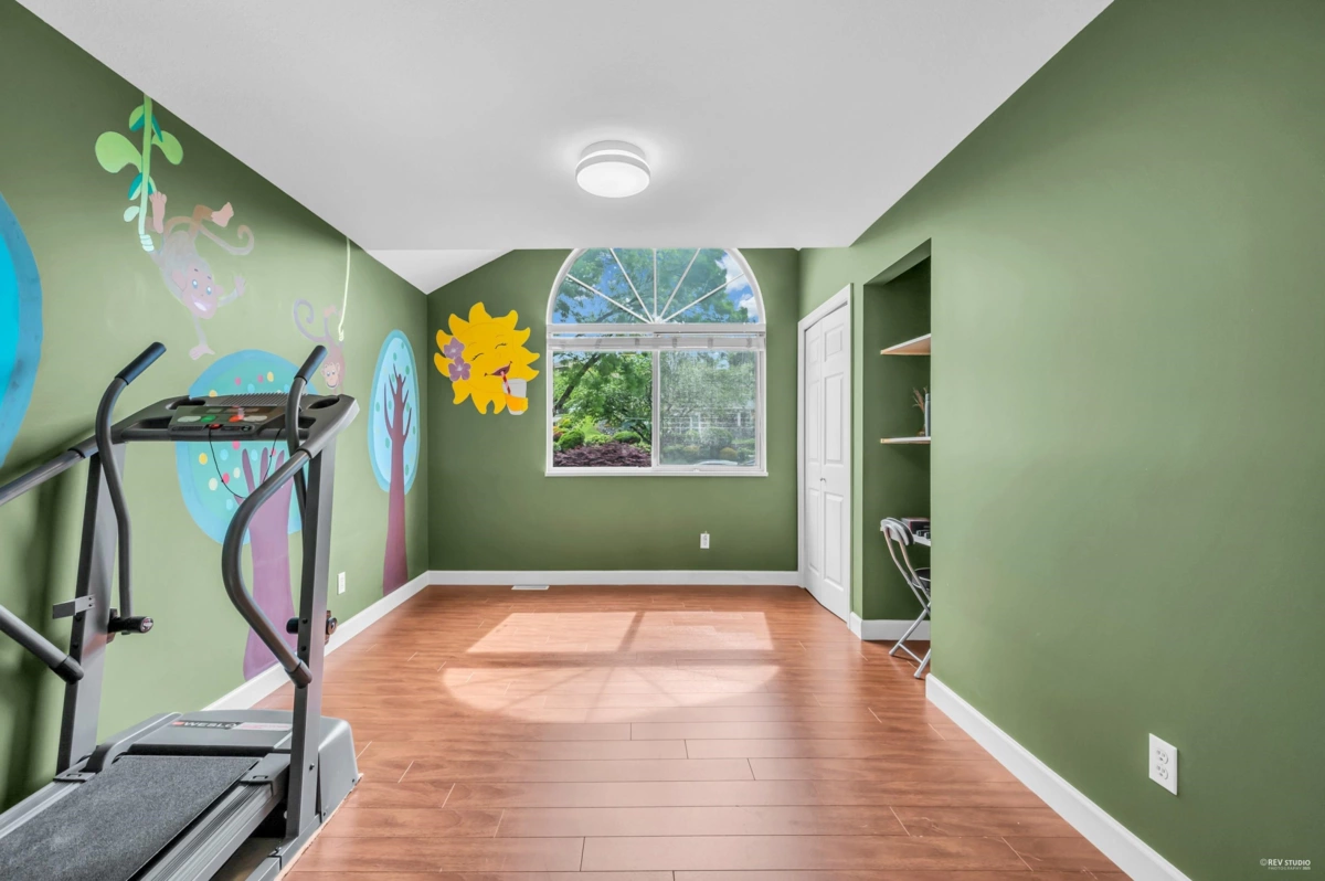 Laundry Room Photo of 7548 Sequoia Road, Burnaby, BC