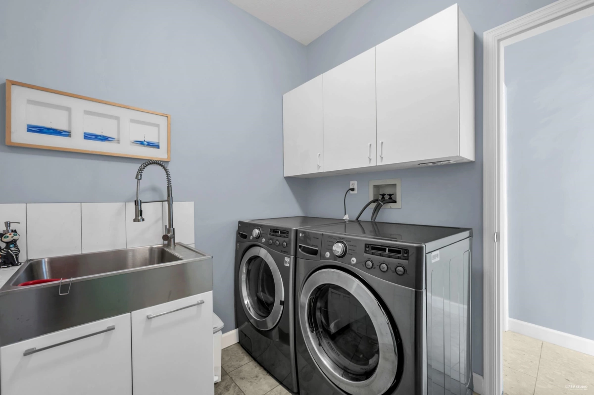 Staircase Photo of 7548 Sequoia Road, Burnaby, BC