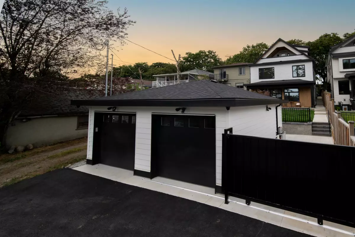 Fitness Center Photo Near 2 3576 E Pender Street, Vancouver, BC
