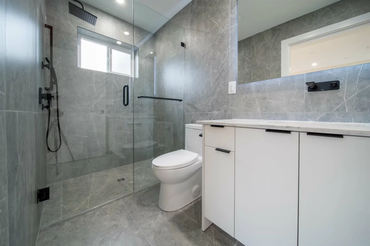 Outdoor Patio Photo of 2 3576 E Pender Street, Vancouver, BC