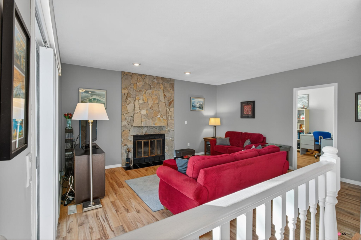 Bedroom 4 Photo of 14082 17 Avenue, Surrey, BC