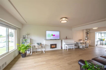 Kitchen Photo of 5662 Booth Avenue, Burnaby, BC