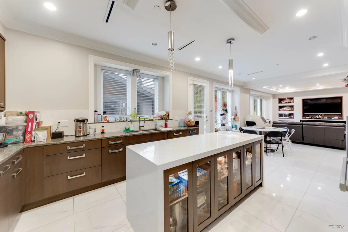 Kitchen Photo of 3029 W 45th Avenue, Vancouver, BC