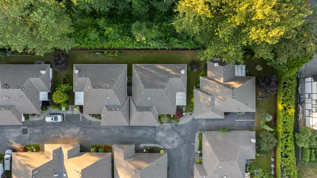 Fitness Center Photo Near 115 10172 141 Street, Surrey, BC