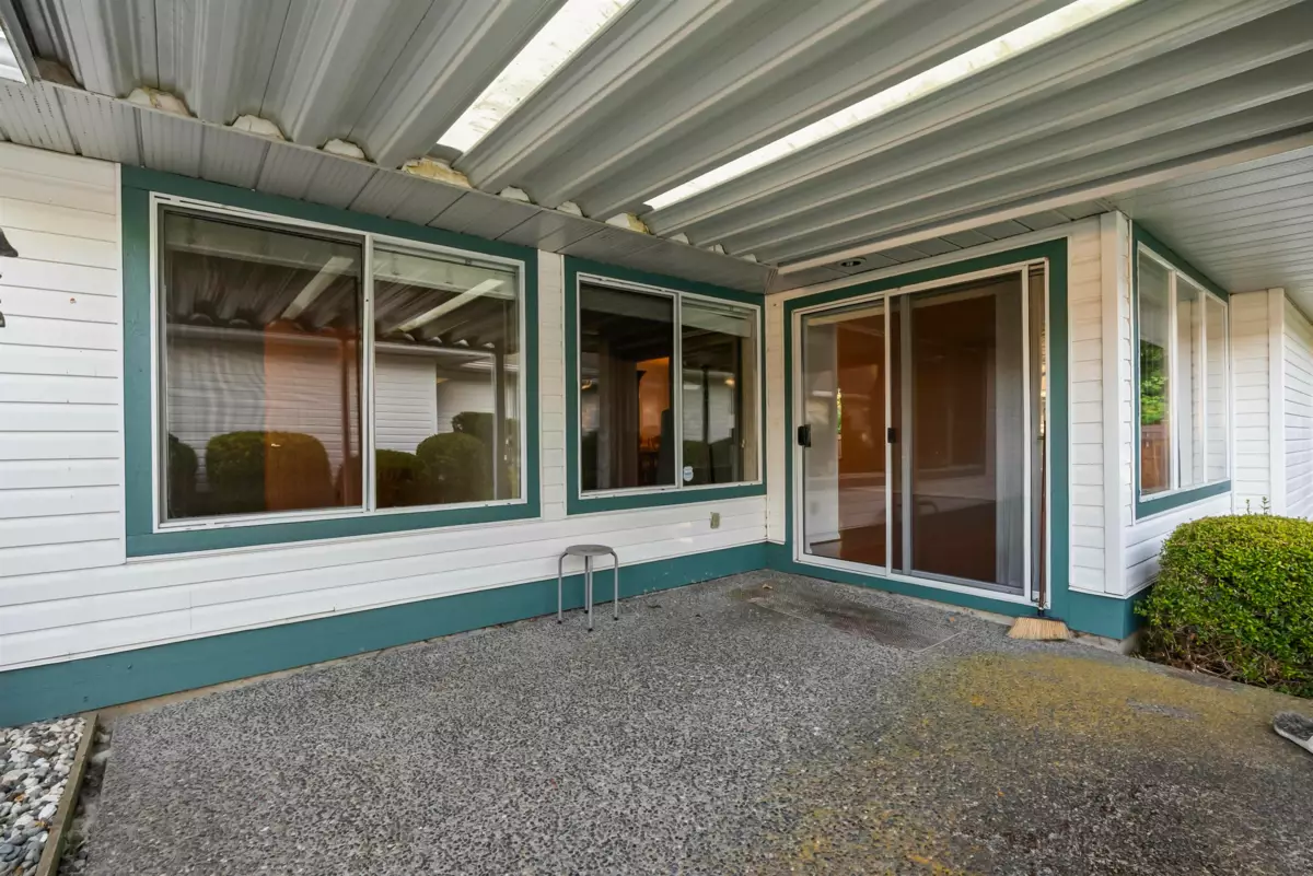 Garage Interior Photo of 115 10172 141 Street, Surrey, BC
