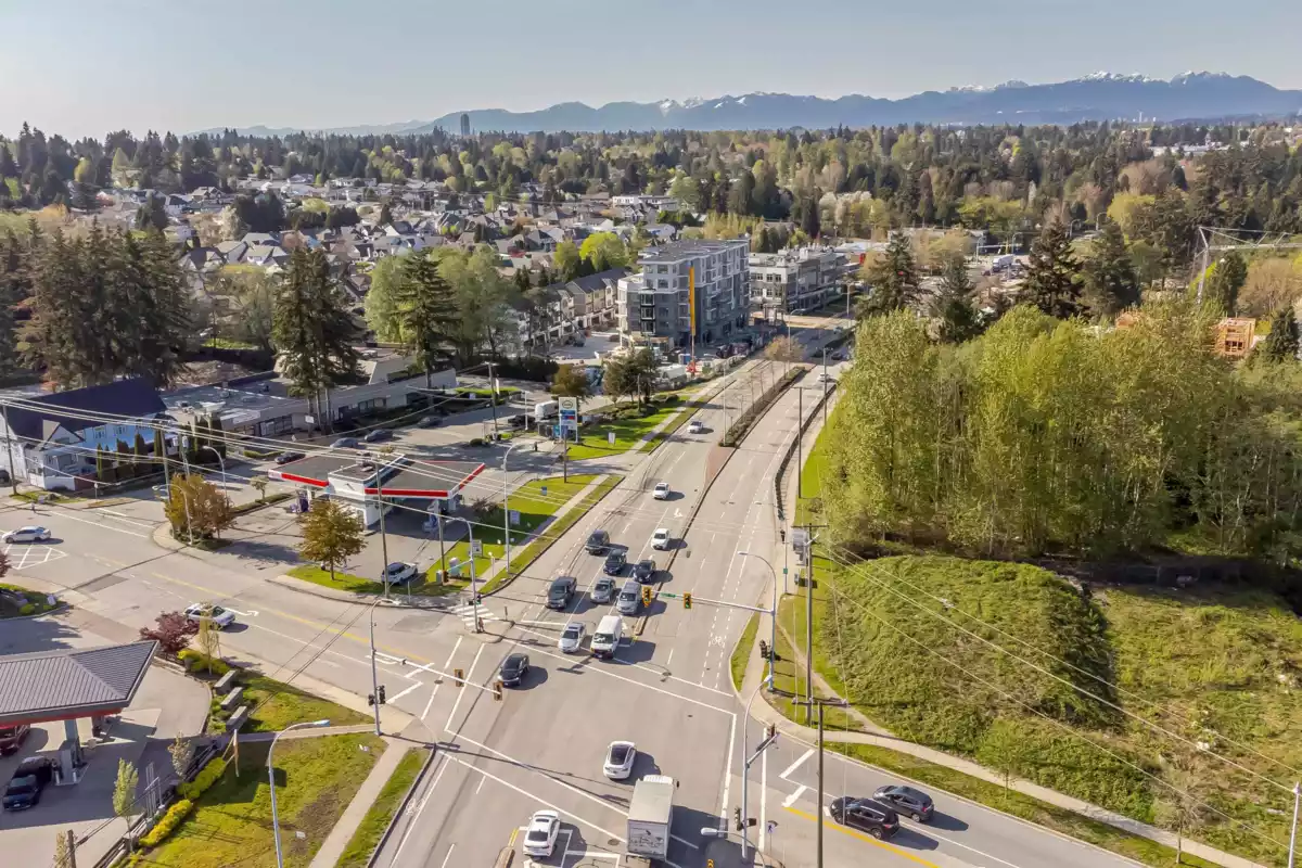 Living Room Photo of 5 13670 62 Avenue, Surrey, BC
