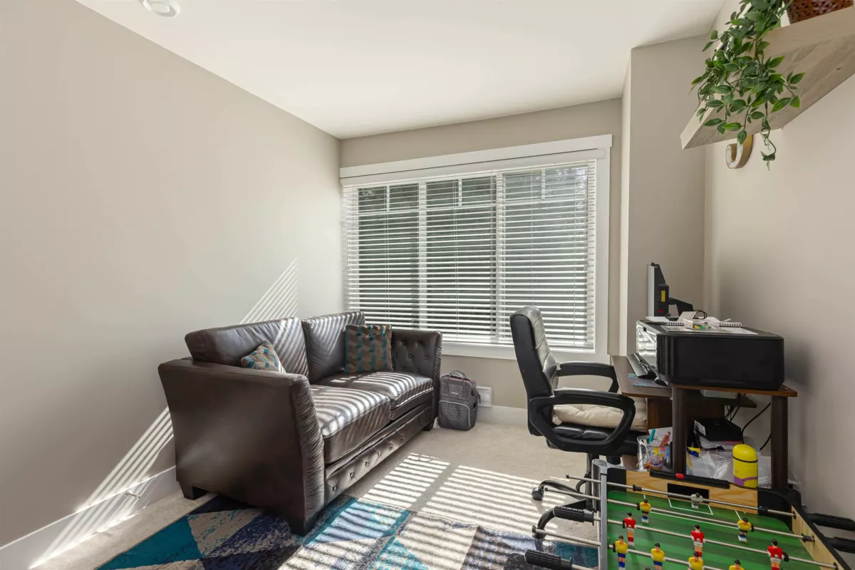 Loft / Bonus Room Photo of 5 13670 62 Avenue, Surrey, BC