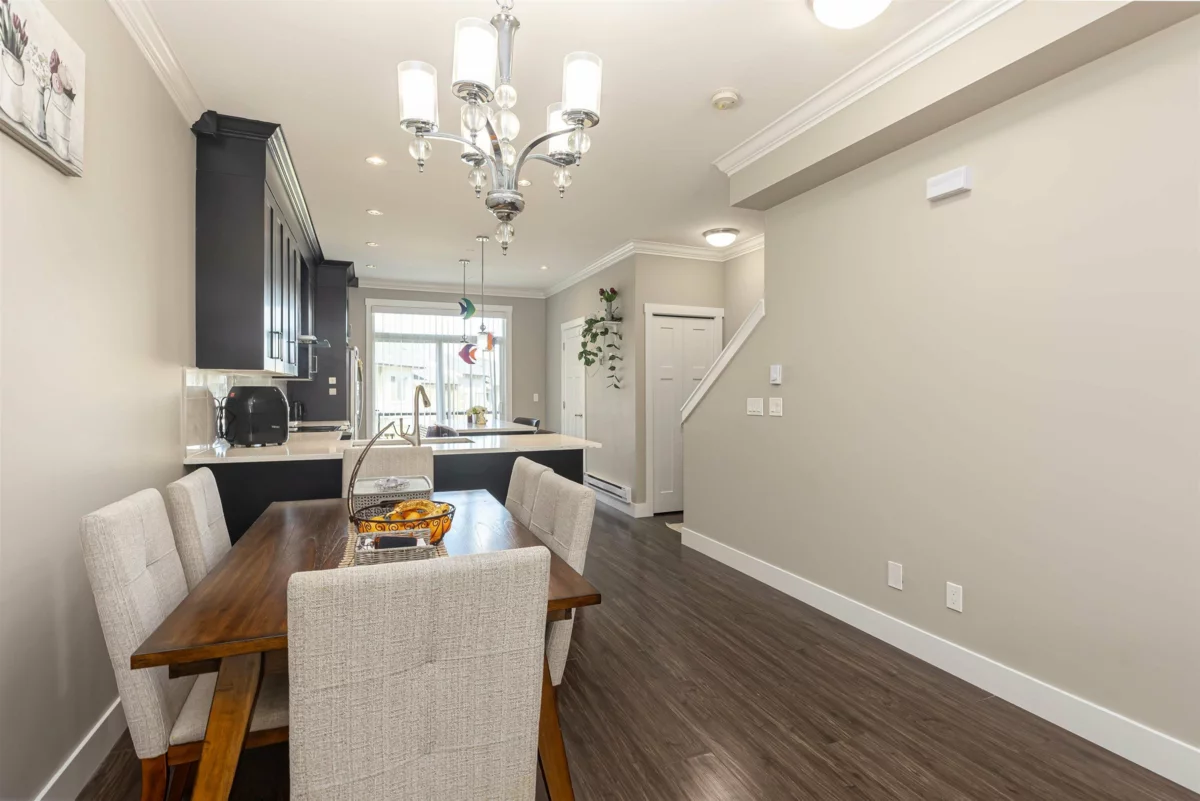 Primary Bathroom Photo of 5 13670 62 Avenue, Surrey, BC