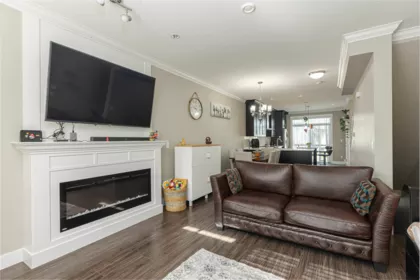 Breakfast Nook Photo of 5 13670 62 Avenue, Surrey, BC