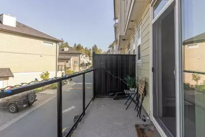 Hallway Photo of 5 13670 62 Avenue, Surrey, BC