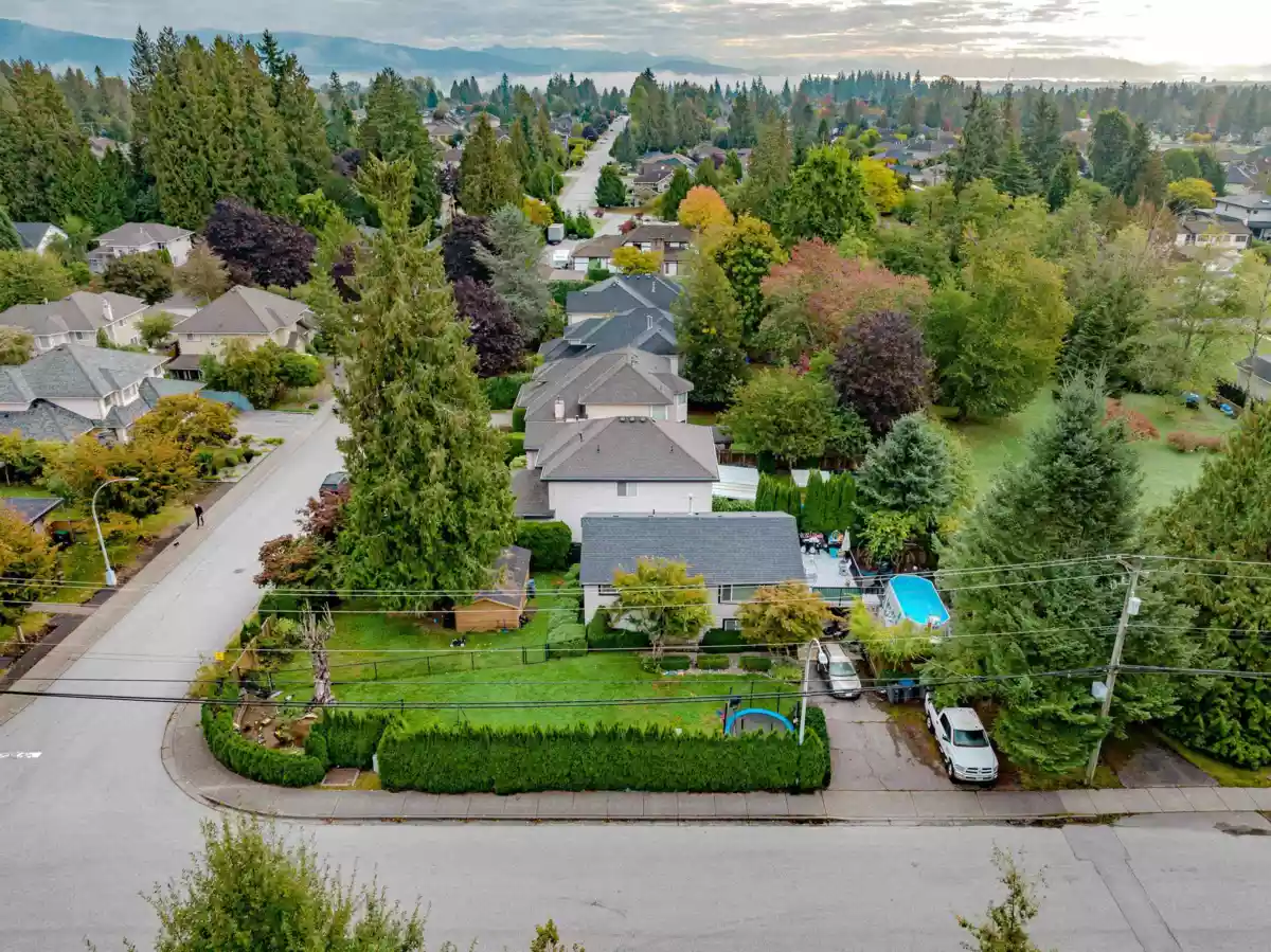 Bedroom 4 Photo of 11090 156 Street, Surrey, BC