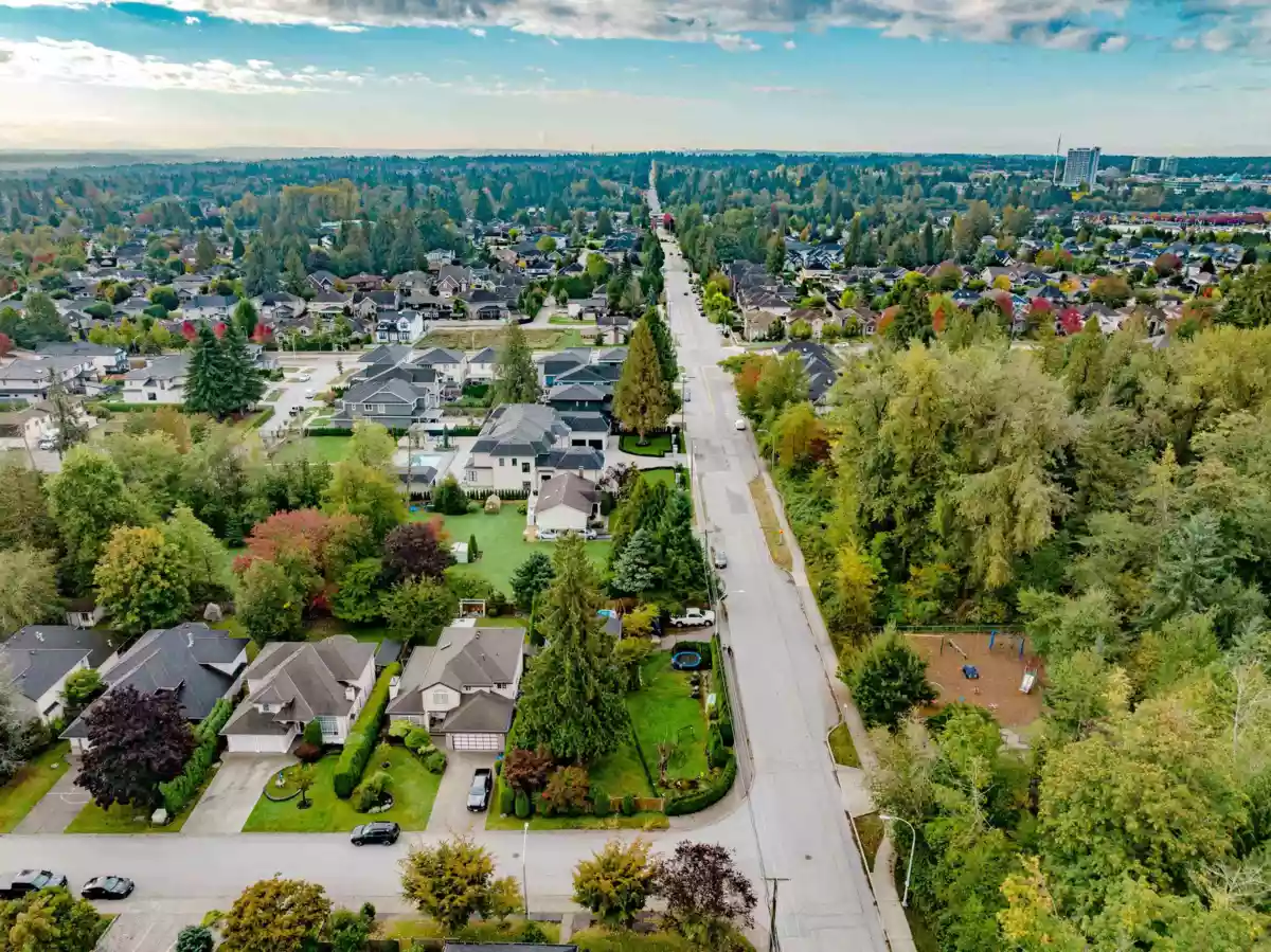 Kitchen Island Photo of 11090 156 Street, Surrey, BC