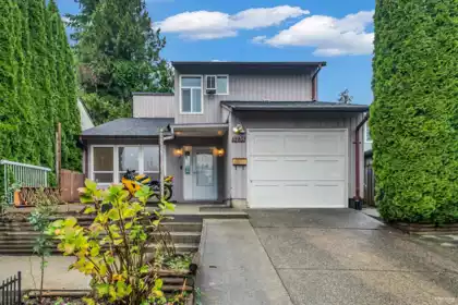 3235 Dunkirk Avenue, Coquitlam, BC