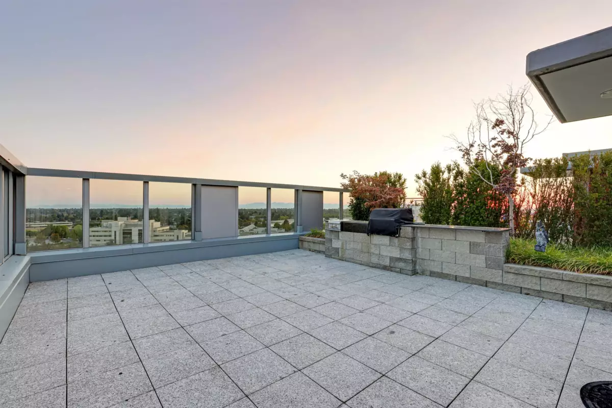 Basement Recreation Room Photo of 1801 7488 Lansdowne Road, Richmond, BC