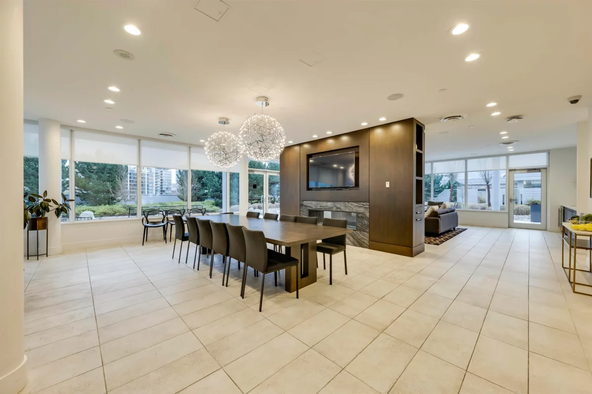 Hallway Photo of 1801 7488 Lansdowne Road, Richmond, BC