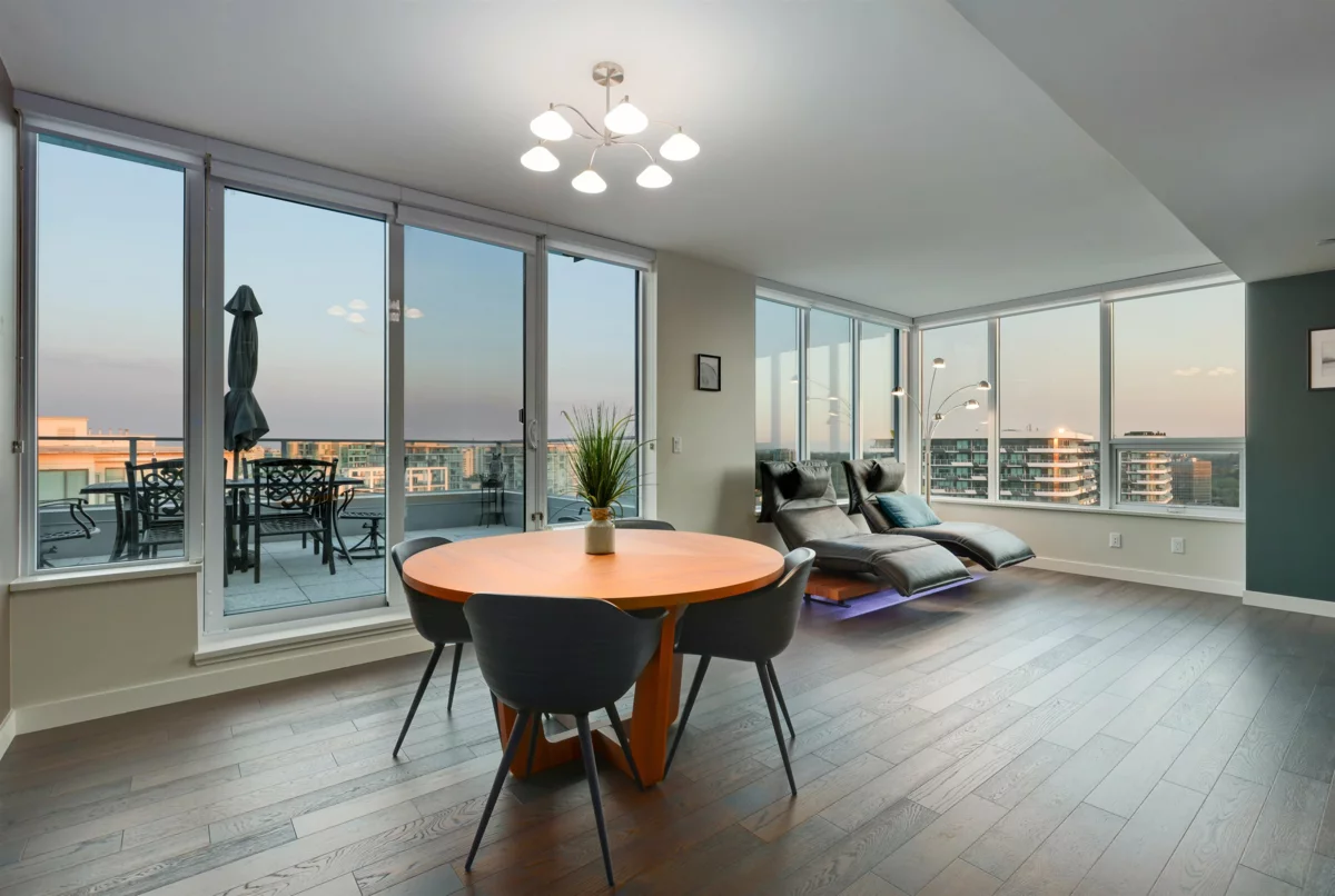 Kitchen Photo of 1801 7488 Lansdowne Road, Richmond, BC