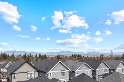 15825 Wills Brook Way, Surrey, BC, Surrey — Single Family Residence for sale