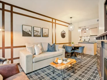 315 4320 Sundial Crescent, Whistler, BC, Whistler — Apartment/Condo for sale