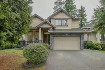 8042 160 Street, Surrey, BC, Surrey — Single Family Residence for sale