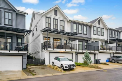 8141 202 Street, Langley, BC, Langley — Row House (Non-Strata) for sale